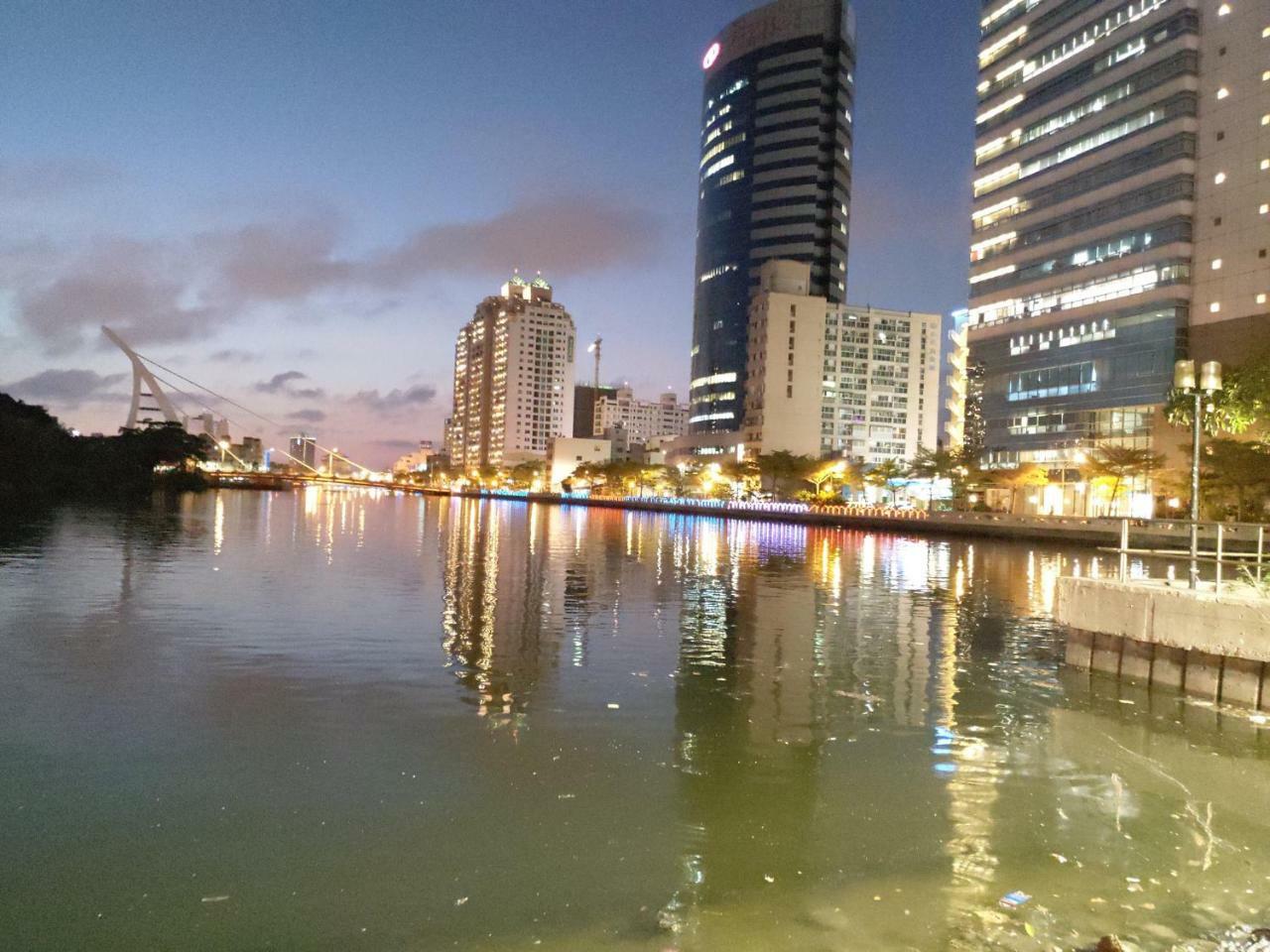 星鑽國際商旅 編號315 Hotel Đài Nam Ngoại thất bức ảnh